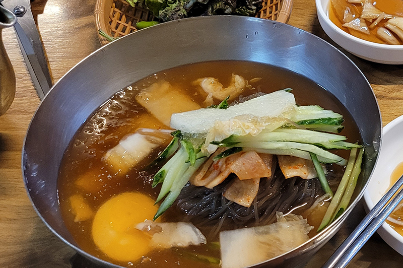 平壤冷麺