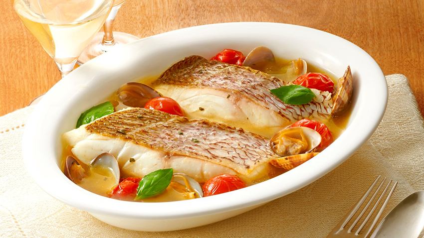 地中海風 白身魚のアクアパッツァ