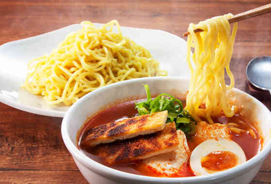 夏勝ち！スンドゥブ つけ麺