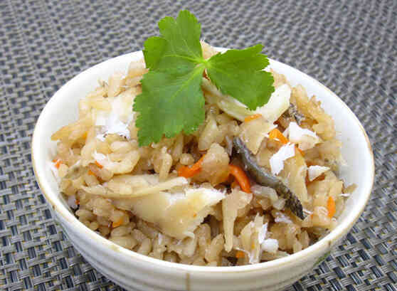 白身魚の炊き込み混ぜご飯