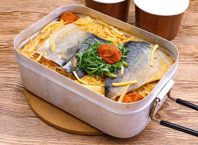 メスティンで作る 和風炊き込みご飯