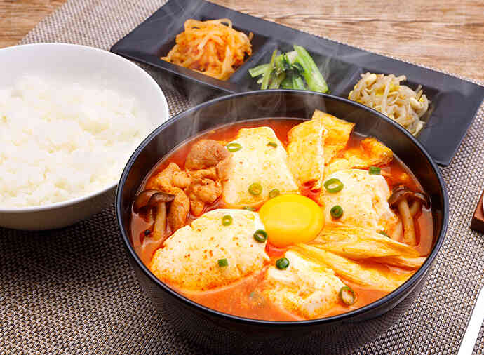 おかずスンドゥブ定食