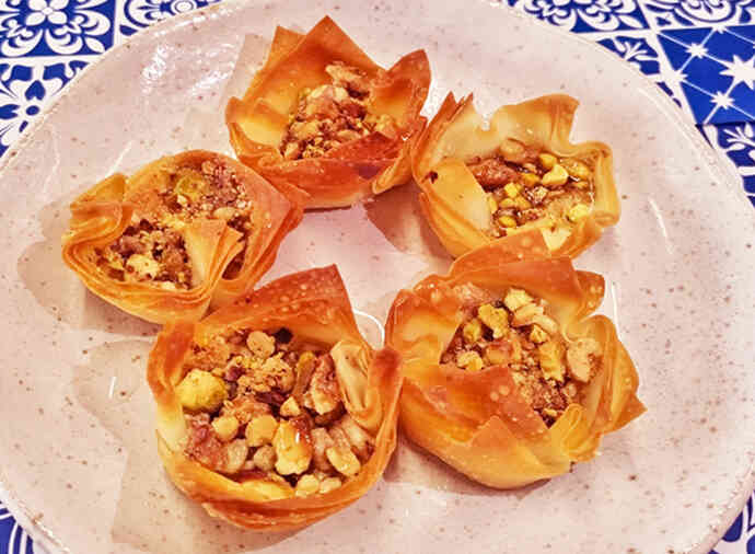 シュウマイの皮で作るパグラヴァ