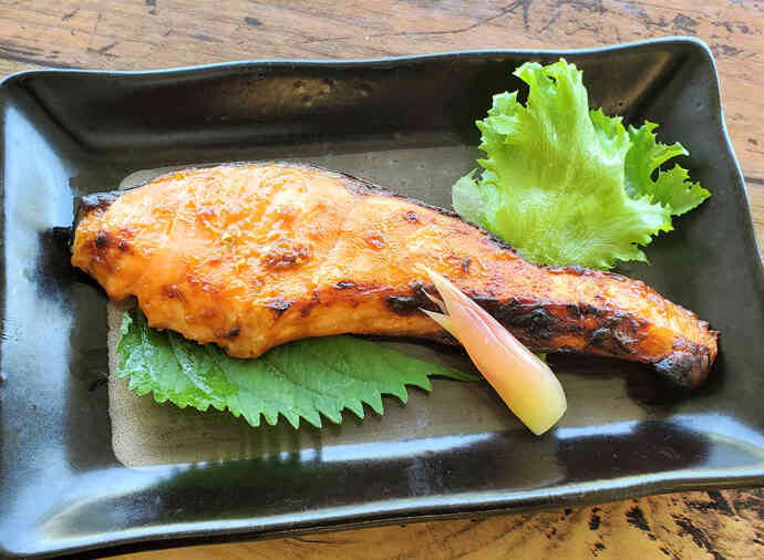 さけのにんにく味噌焼(業務用商品使用)