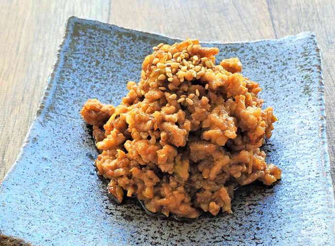 肉味噌(業務用商品使用)