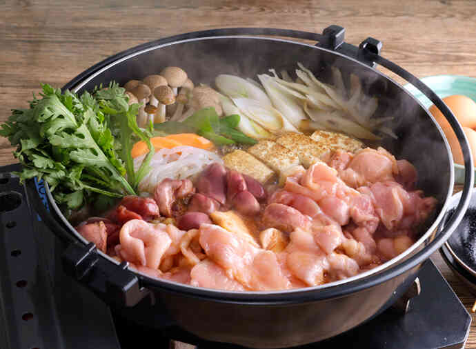 鶏の旨みをまるごと味わう 鶏すき