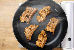 下ゆでで失敗しらず BBQスペアリブ