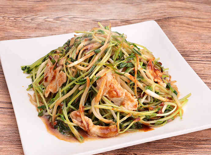 豆苗ともやしの野菜ましまし炒め（ガーリック味噌味）