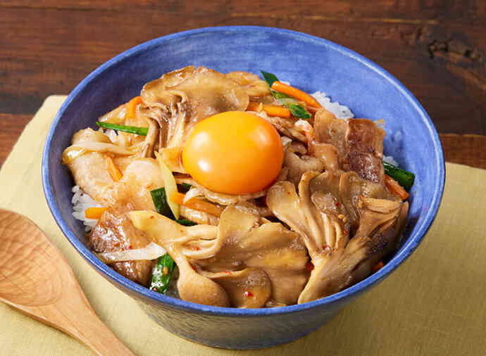 まいたけマシマシ月見丼