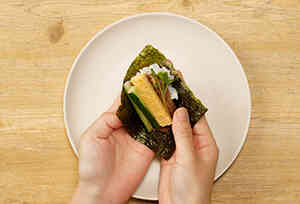 ジャンで食べる焼肉手巻き寿司