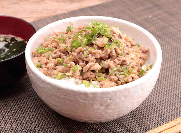 生姜そぼろ丼