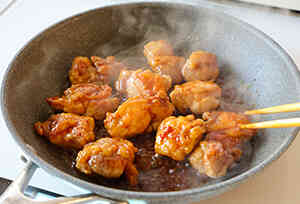 Mizukiの韓国風甘辛チキン丼