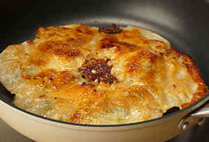 チーズカリッと!ドーナツ型餃子