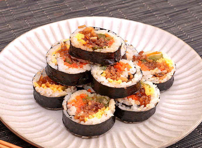 具ぎっしり!チャプチェキンパ(冷凍食品)