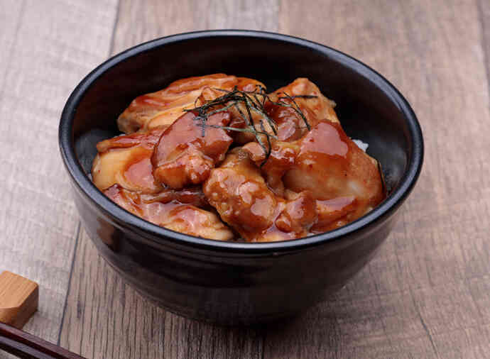 炭火風やきとり丼