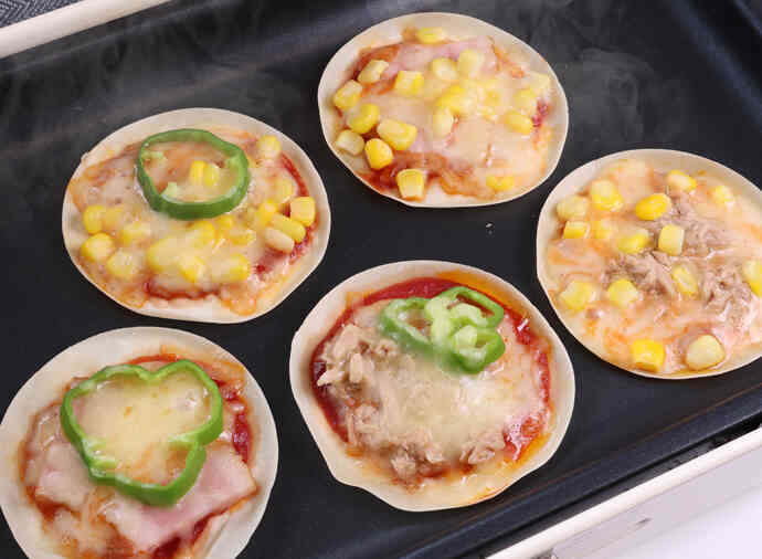 餃子の皮ピザ