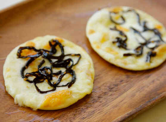 昆布の佃煮で作る♪和風ピザ