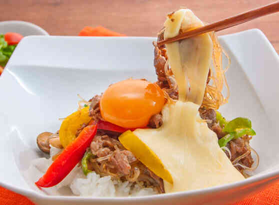 チーズチャプチェ丼