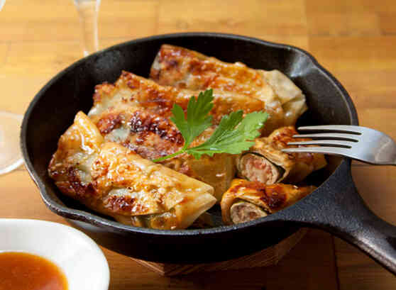 薄切り肉でくるくる餃子（7＆i 生姜焼のたれ）
