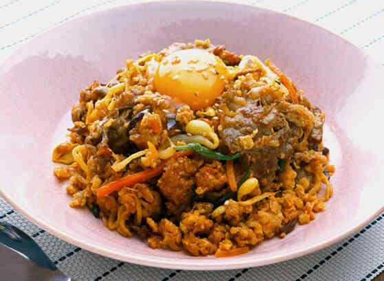 お肉とオートミールで作る石焼風ビビンバ