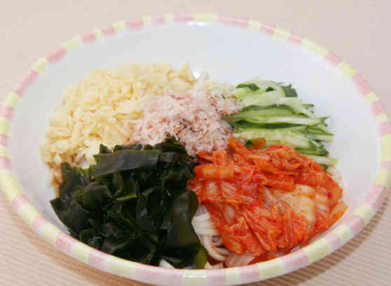 キムチ冷やしうどん