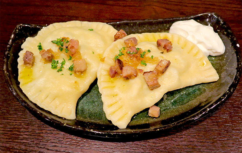 「旅の食堂 ととら亭」で提供されたピロヒー